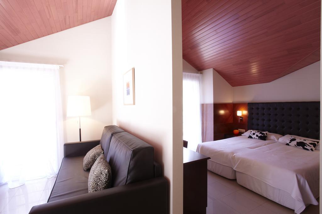 Mu Hotel La Cortinada